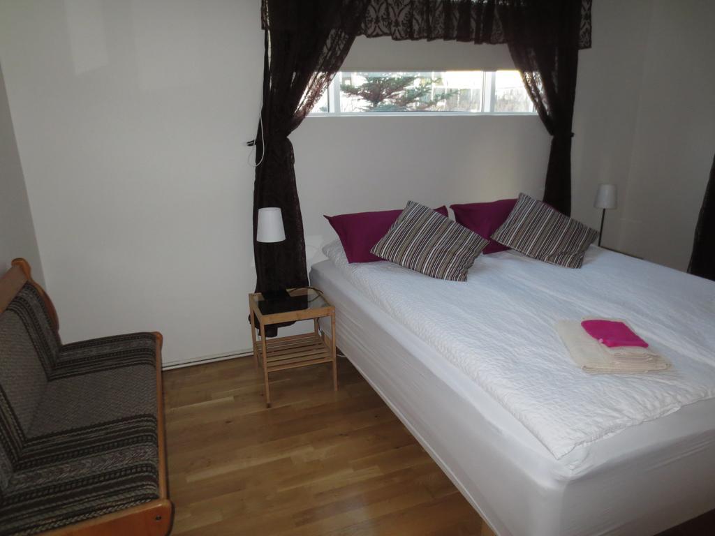 Teigur Guesthouse อากราเนส ภายนอก รูปภาพ
